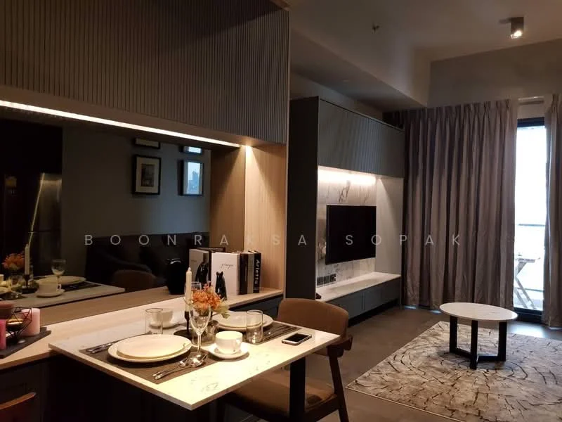 1 Bedroom condo in The Lofts Asoke