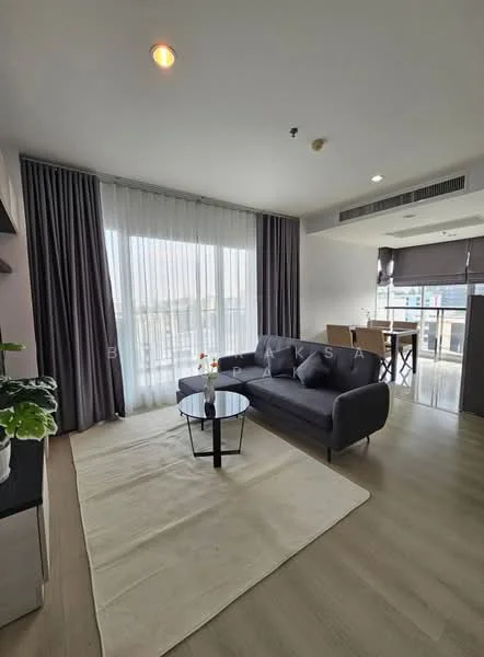 2 Bedroom condo in Life Ratchadapisek