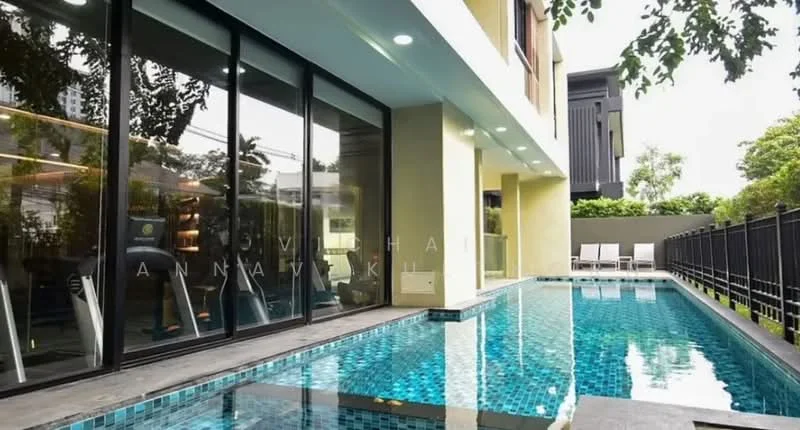 1 Bedroom condo in Mieler Sukhumvit 40