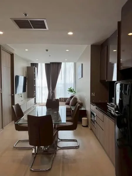 2 Bedroom condo in Noble Ploenchit
