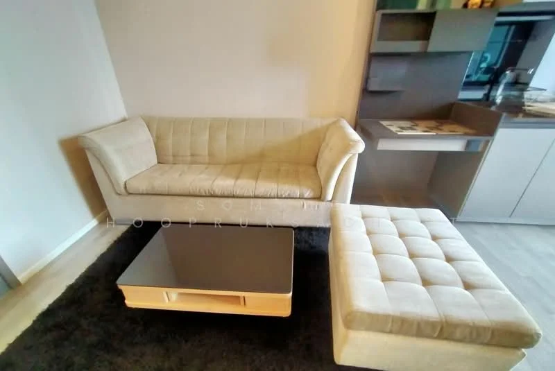 1 Bedroom condo in The Room Sukhumvit 69