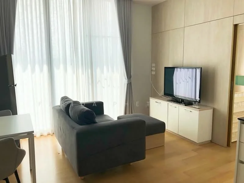 1 Bedroom condo in Noble ReD