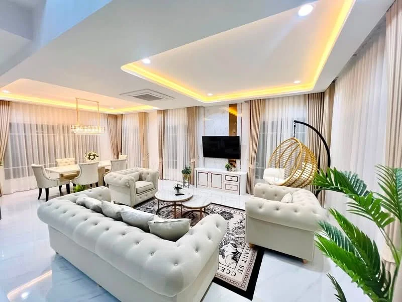 4 Bedroom condo in Grandio Bangna KM.5 : แกรนดิโอ บางนา กม.5