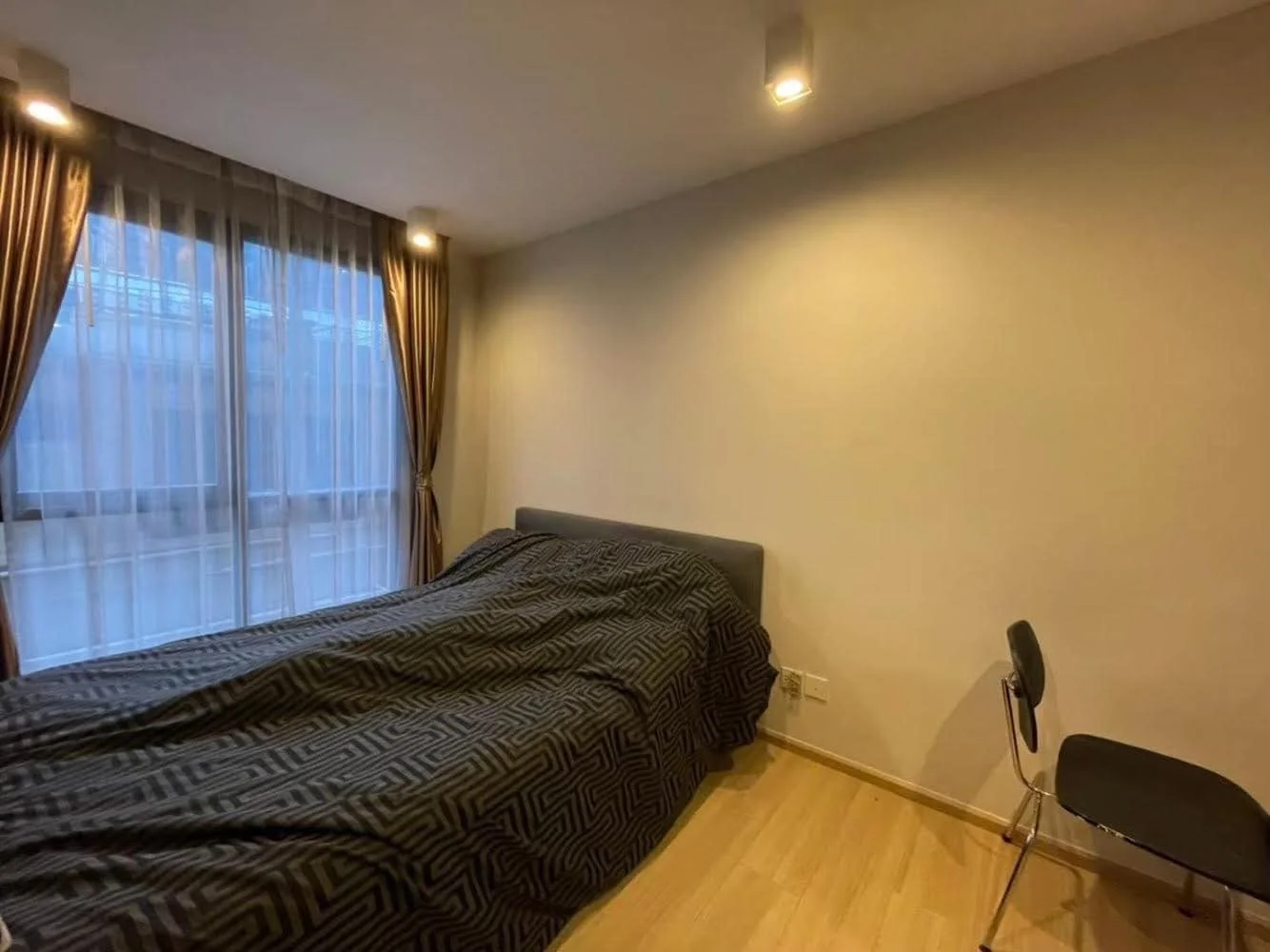1 Bedroom condo in 39 by Sansiri