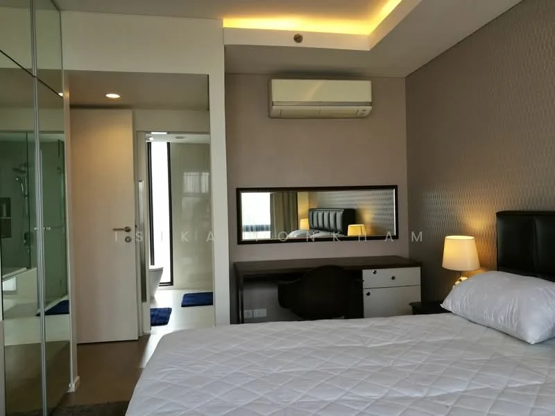 2 Bedroom condo in Mode Sukhumvit 61