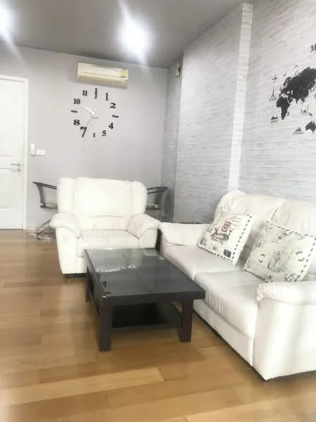 1 Bedroom condo in Hive Sathorn