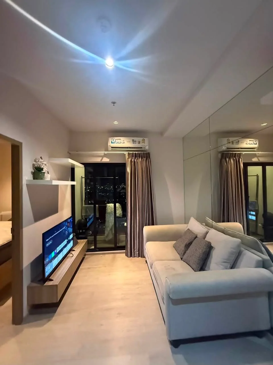 1 Bedroom condo in Altitude Unicorn Sathorn-Tha Phra