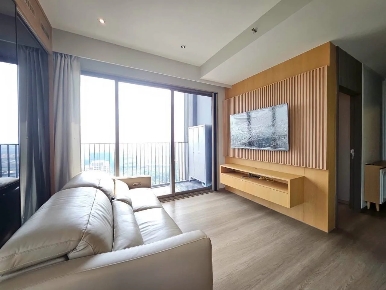 3 Bedroom condo in Whizdom The Forestias