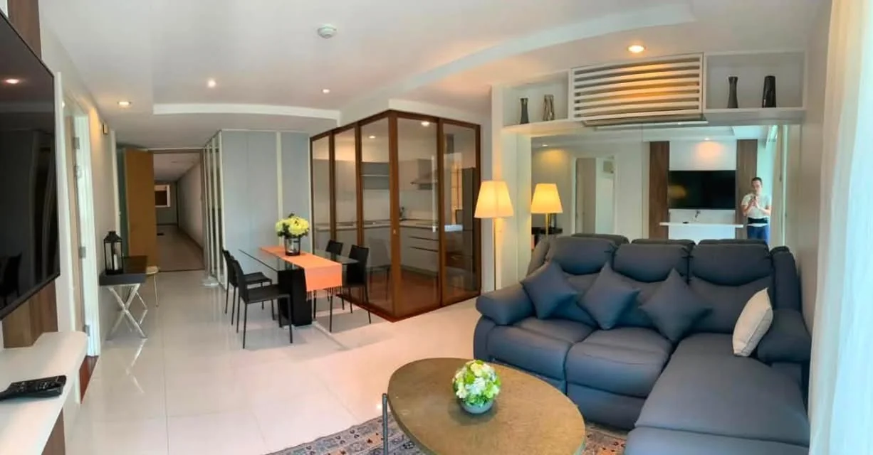 3 Bedroom condo in SIRI on 8 Sukhumvit 8