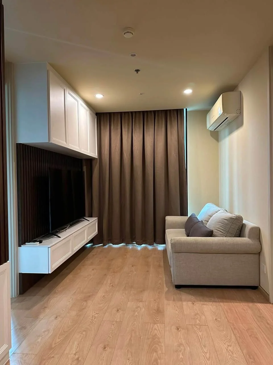 2 Bedroom condo in Noble Recole