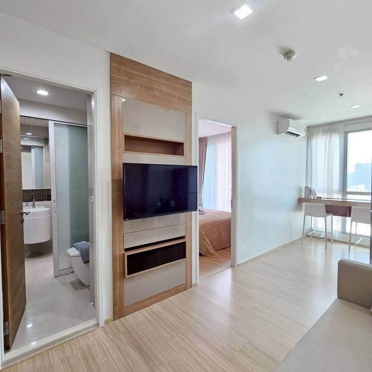 1 Bedroom condo in Rhythm Sukhumvit 50