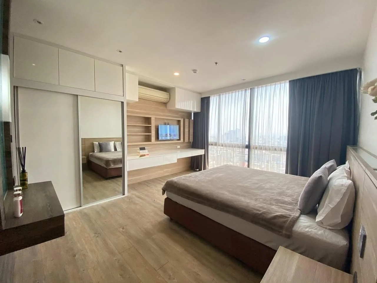 2 Bedroom condo in The Issara Ladprao