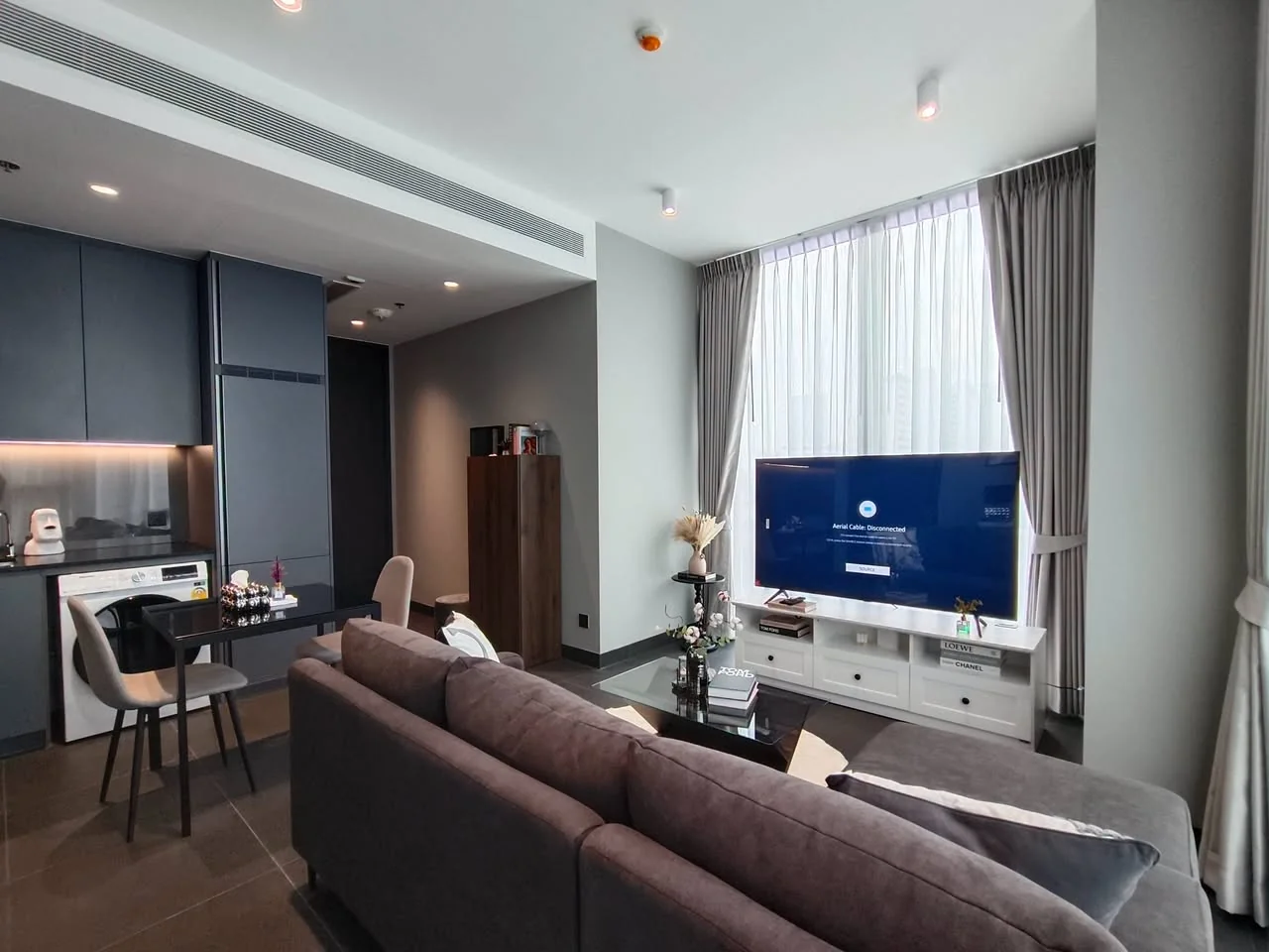 1 Bedroom condo in Tait Sathorn 12