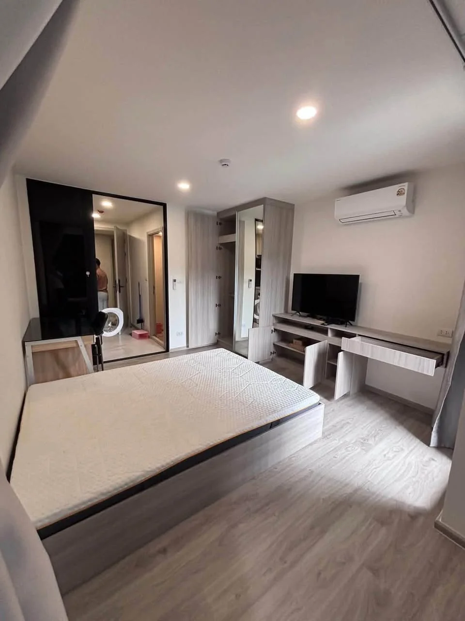 1 Bedroom condo in Origin Play Sri Udom Station