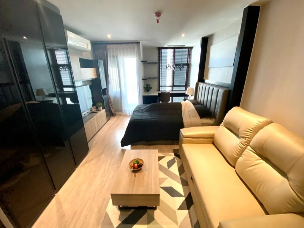 1 Bedroom condo in Rhythm Ekkamai