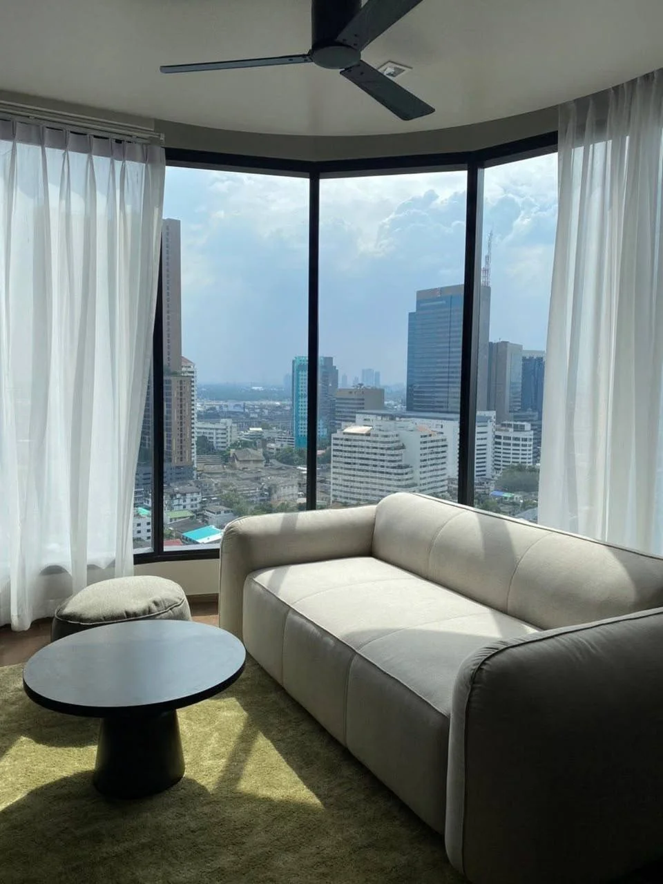 2 Bedroom condo in IDEO Q Sukhumvit 36