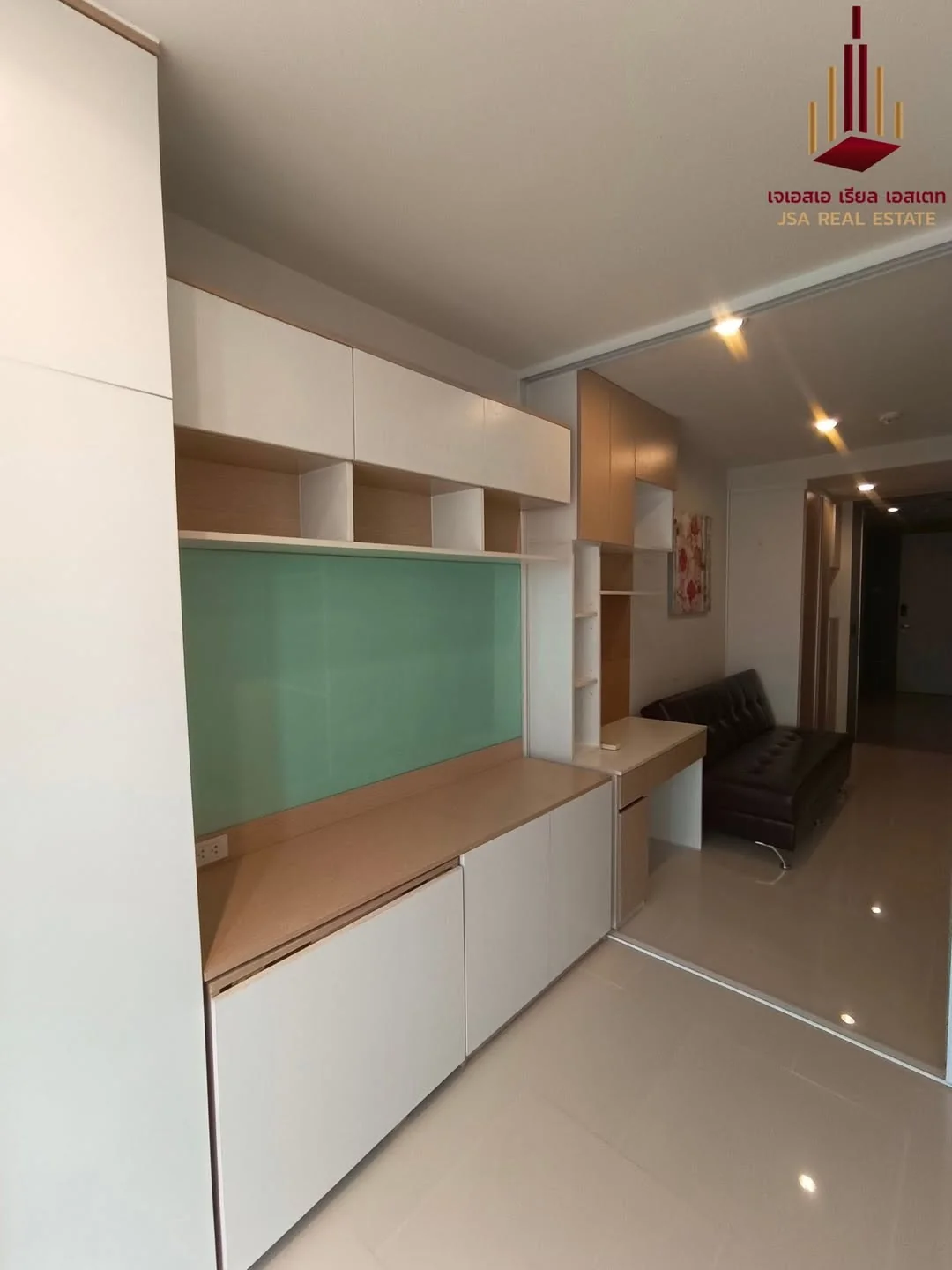 1 Bedroom condo in Sense Phaholyothin
