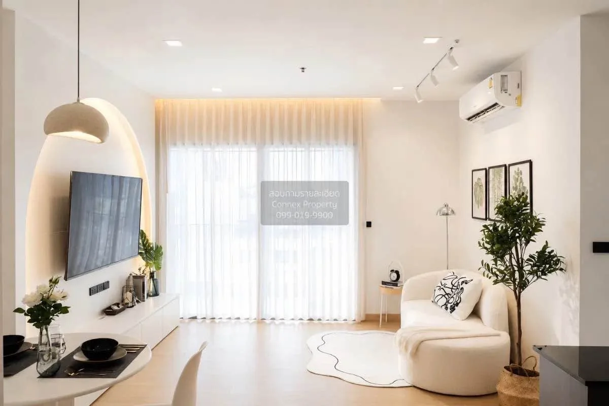 2 Bedroom condo in IDEO Q Phayathai