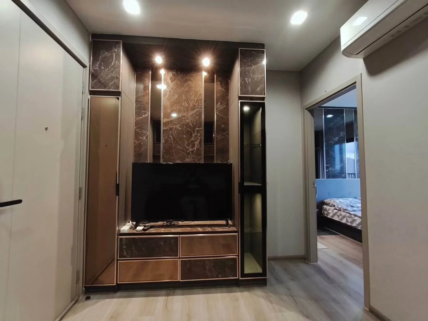 1 Bedroom condo in The Politan Aqua