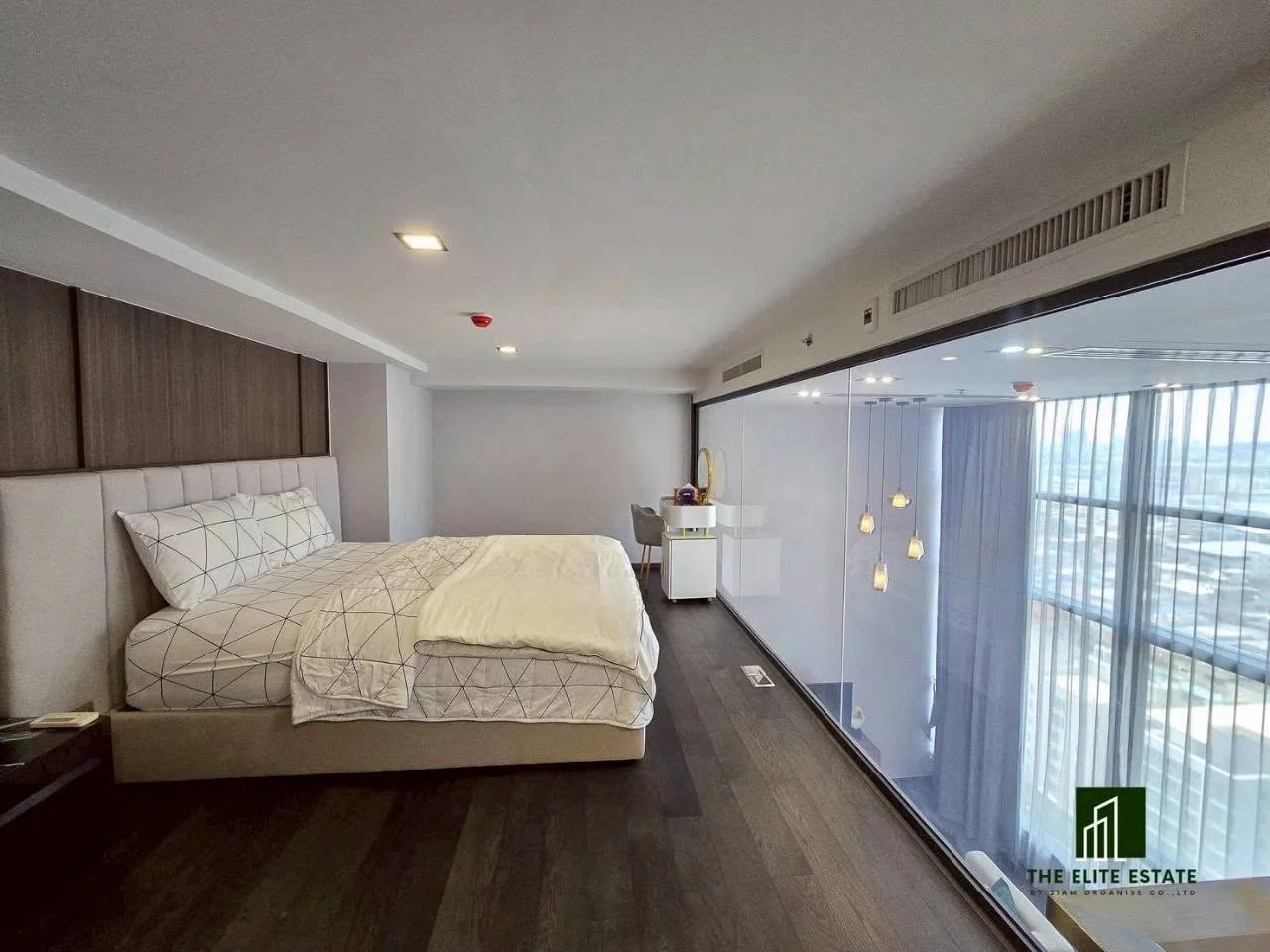 1 Bedroom condo in CONNER Ratchathewi