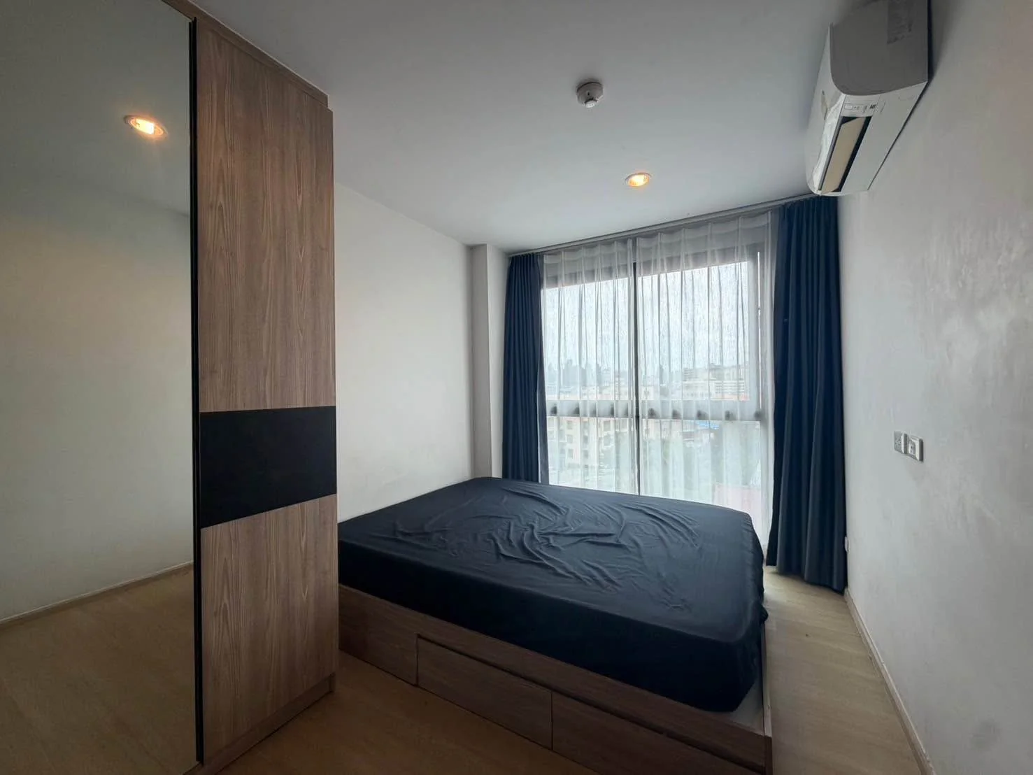 1 Bedroom condo in The Excel Hideaway Sukhumvit 71