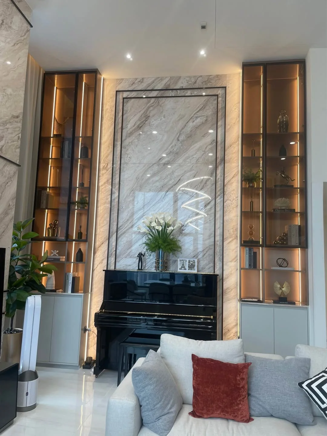 3 Bedroom condo in Park Origin Chula-Samyan
