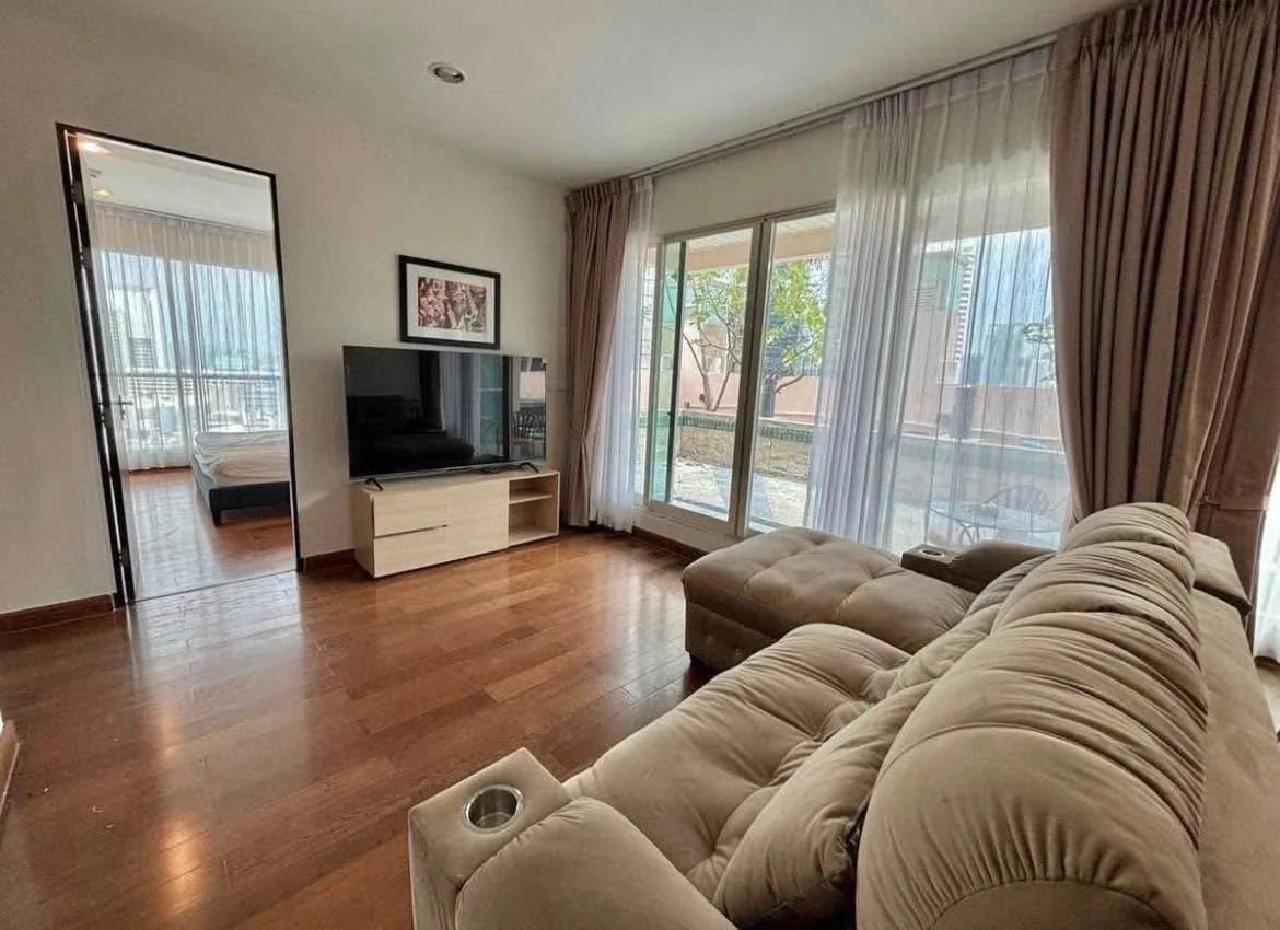 3 Bedroom condo in The Address Chidlom