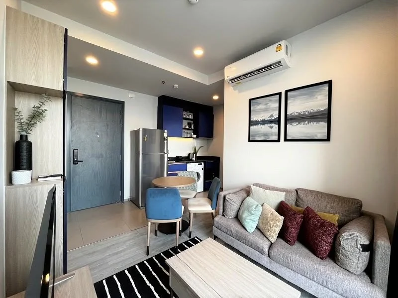 2 Bedroom condo in XT Ekkamai