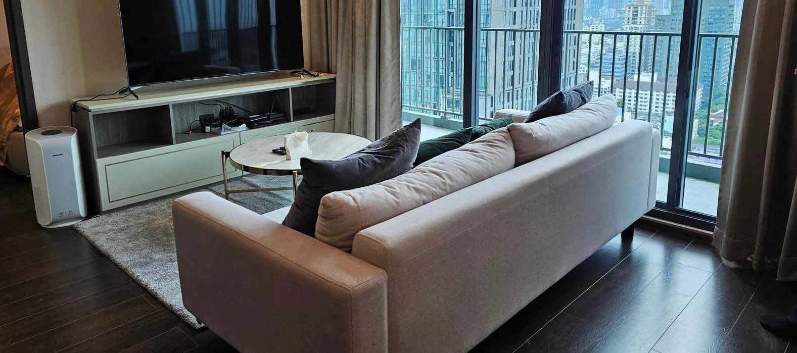 2 Bedroom condo in C Ekkamai