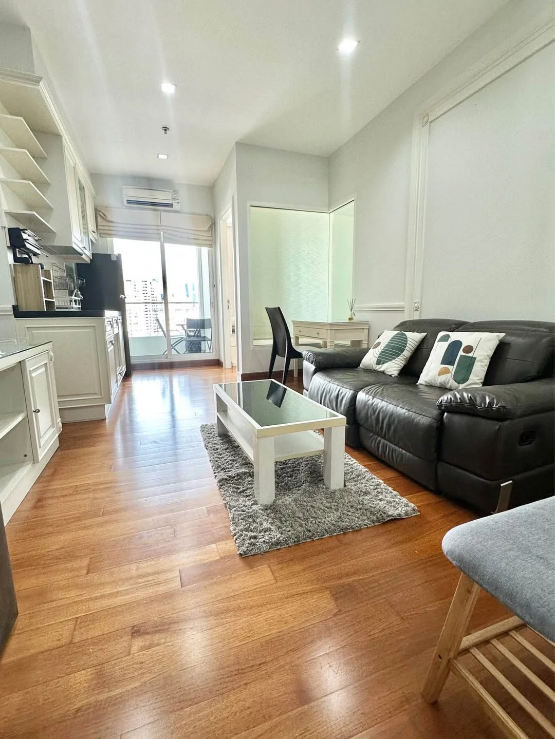 1 Bedroom condo in Ivy Sathorn 10