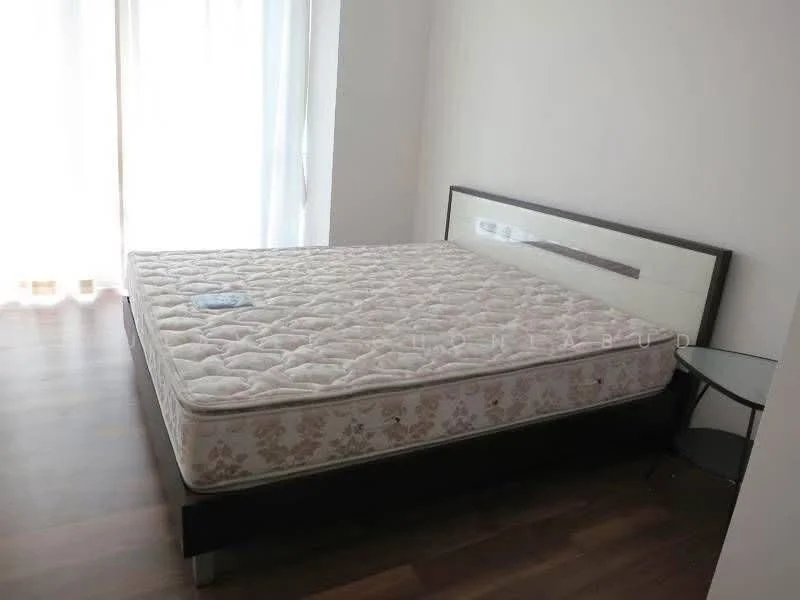 1 Bedroom condo in The Room Sukhumvit 62