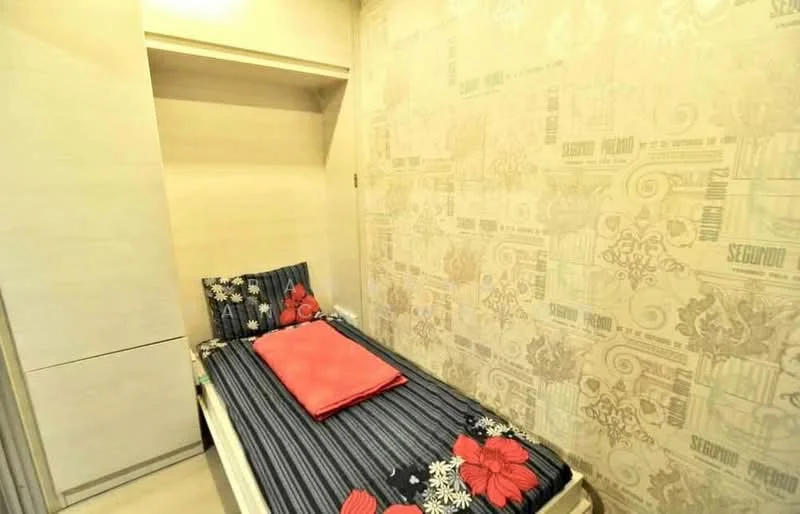 2 Bedroom condo in Life Ratchadapisek