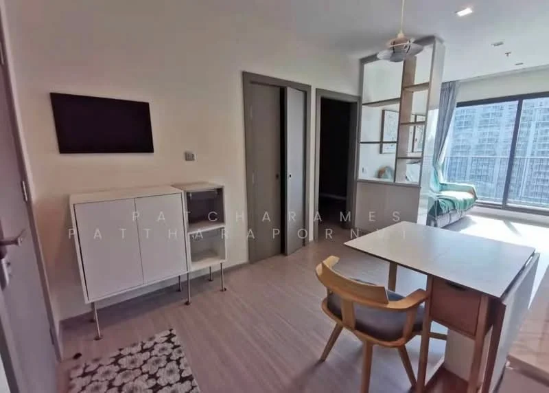 2 Bedroom condo in Life Asoke-Rama 9