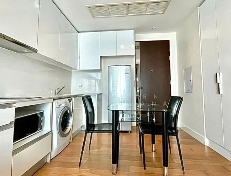 2 Bedroom condo in Equinox Phahol Vibha