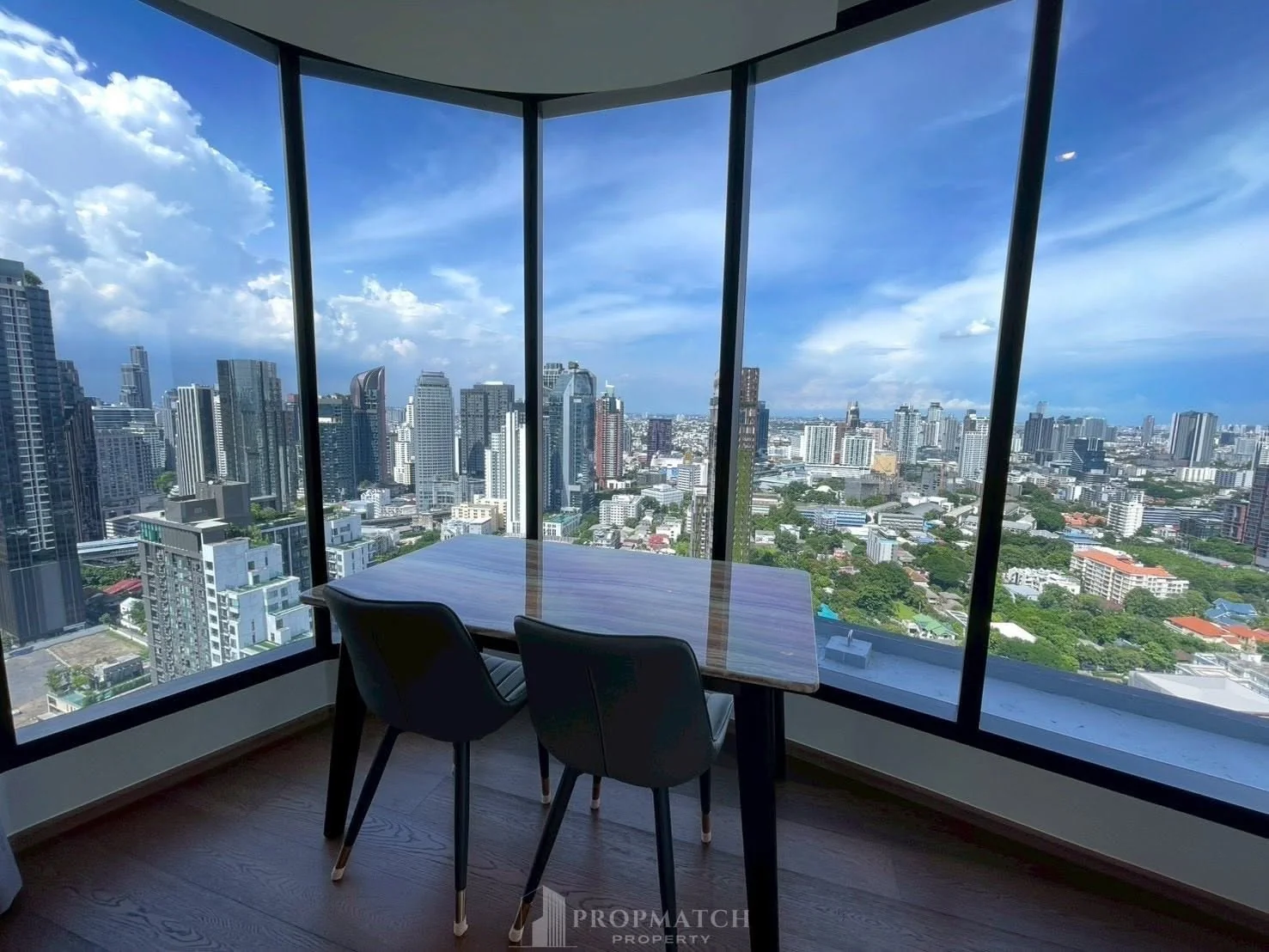1 Bedroom condo in IDEO Q Sukhumvit 36