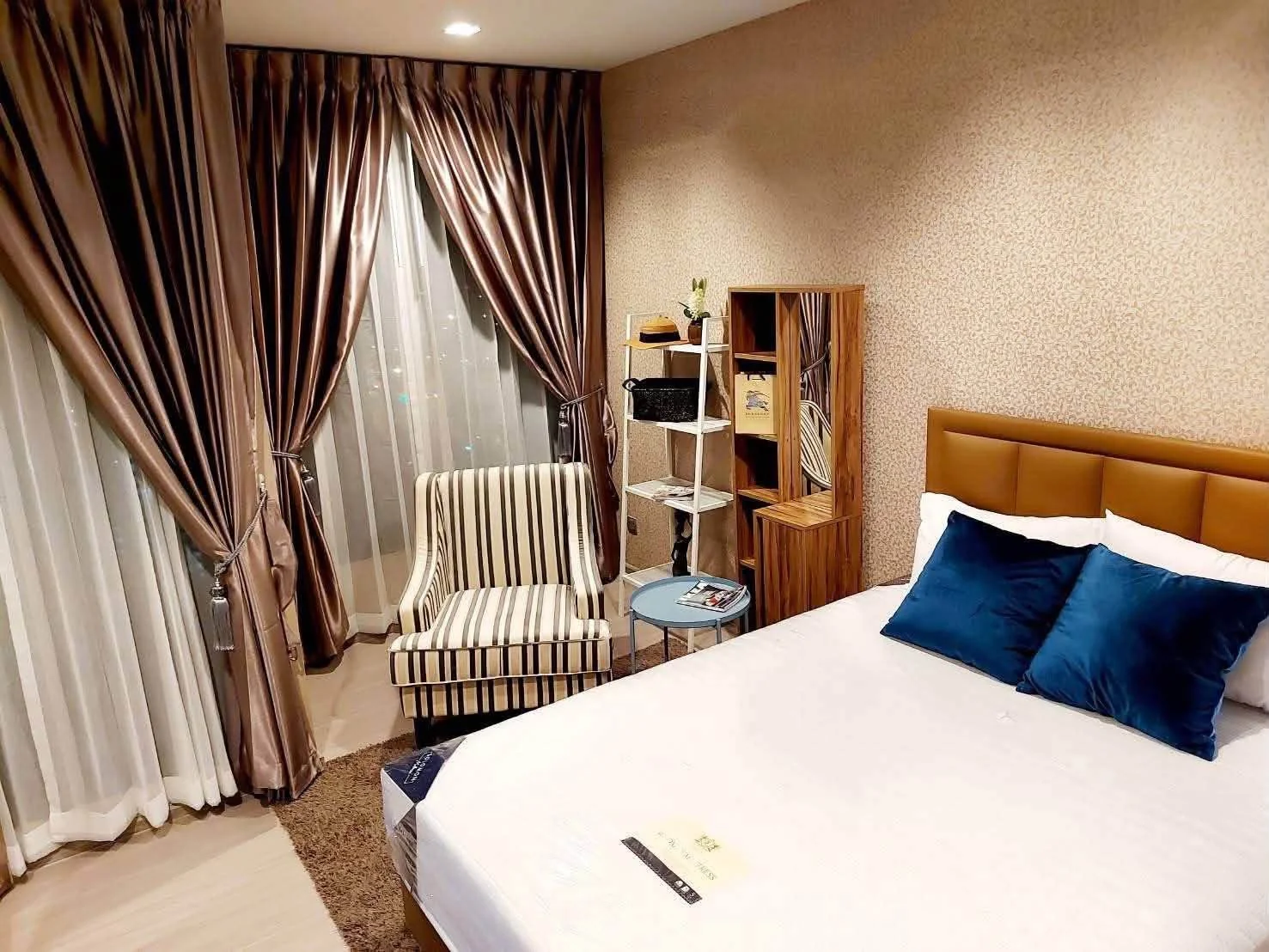 Studio condo in Life Asoke-Rama 9