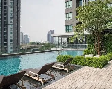 Studio condo in The Base Park East Sukhumvit 77