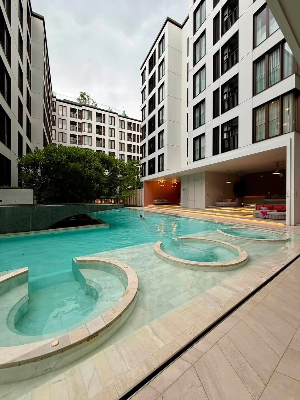1 Bedroom condo in Chapter Thonglor 25