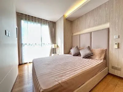 Studio condo in Via BOTANI