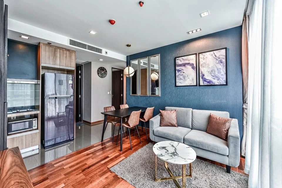 2 Bedroom condo in Wish Signature Midtown Siam