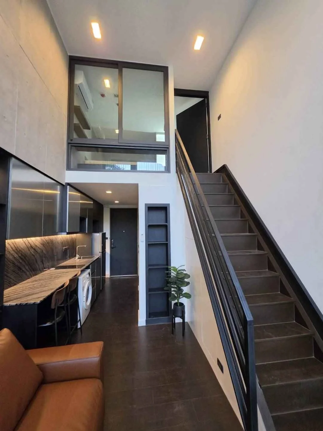 1 Bedroom condo in IDEO Morph 38