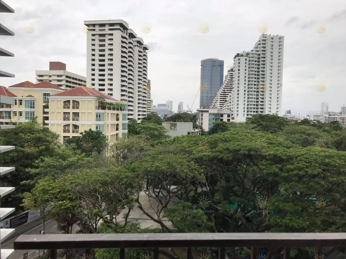 2 Bedroom condo in Maestro 39
