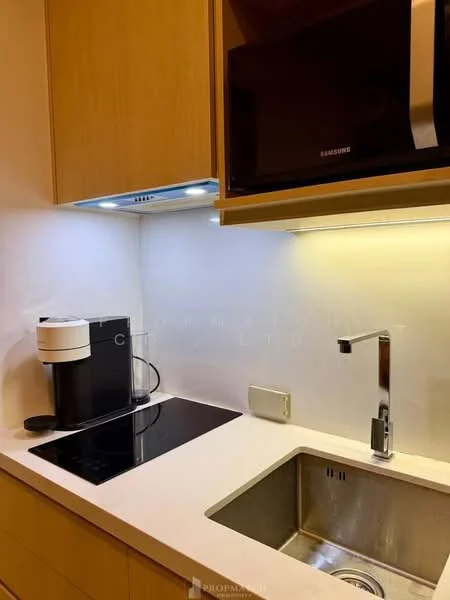 1 Bedroom condo in Noble State 39