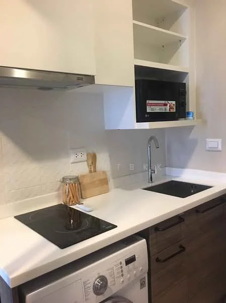 1 Bedroom condo in Condolette Midst Rama 9