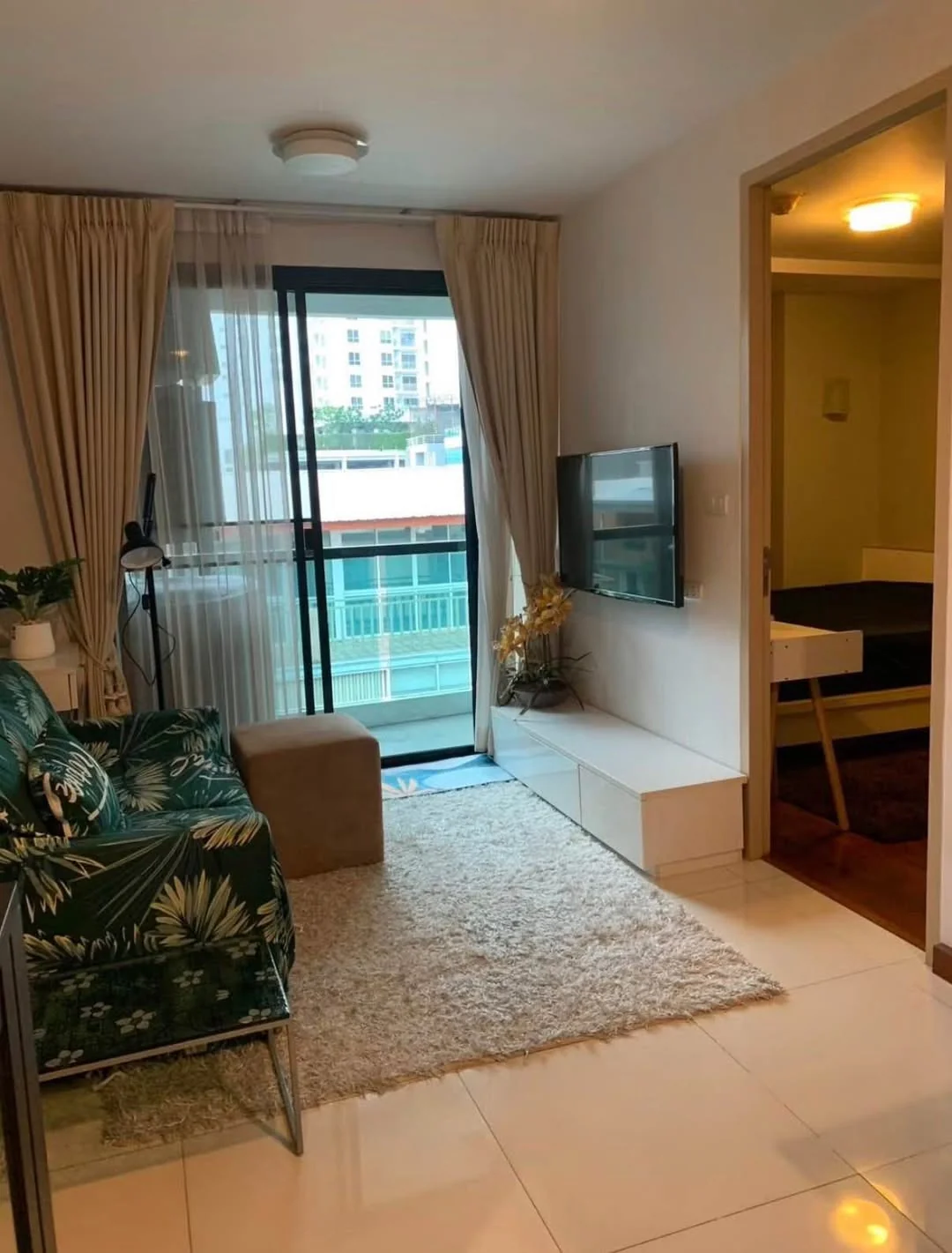 1 Bedroom condo in Le Cote Thonglor 8
