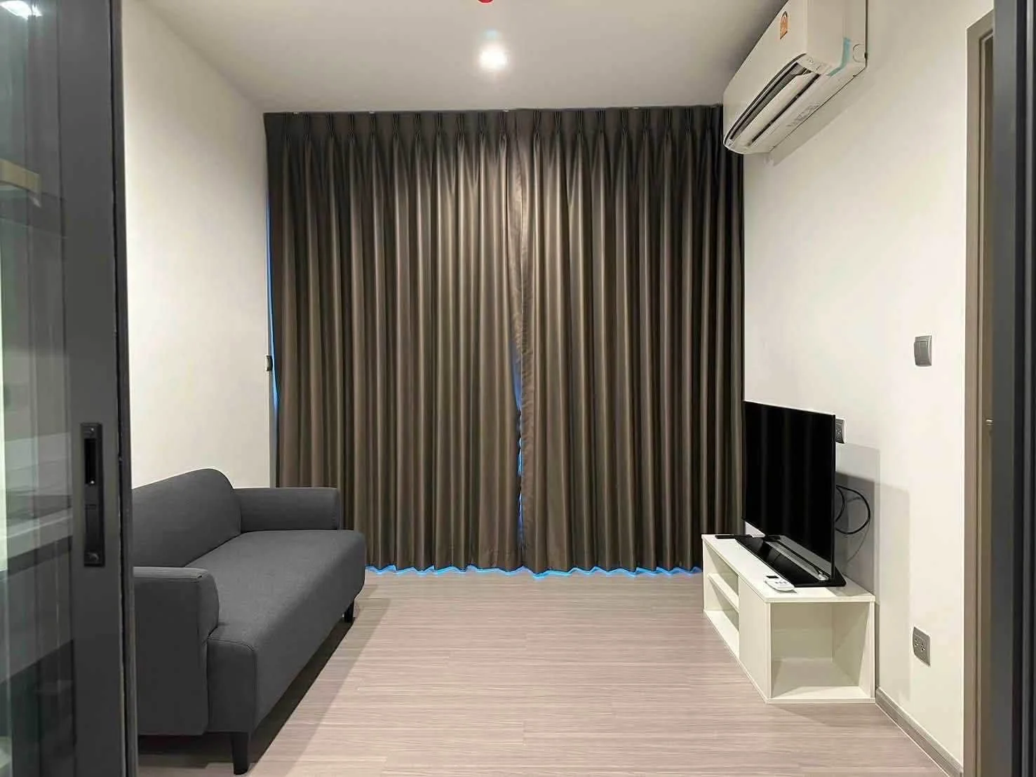 1 Bedroom condo in Life Asoke Hype
