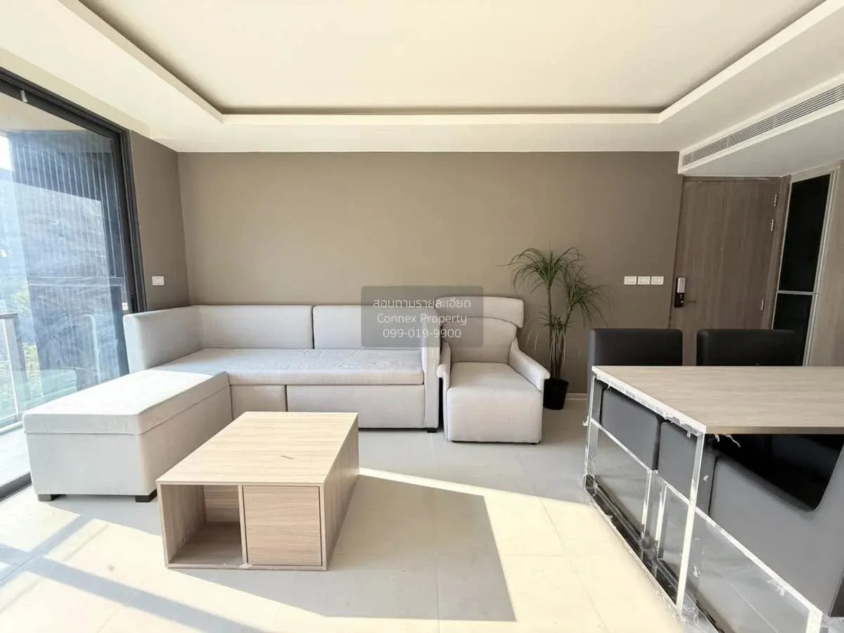 2 Bedroom condo in Urbitia Thonglor