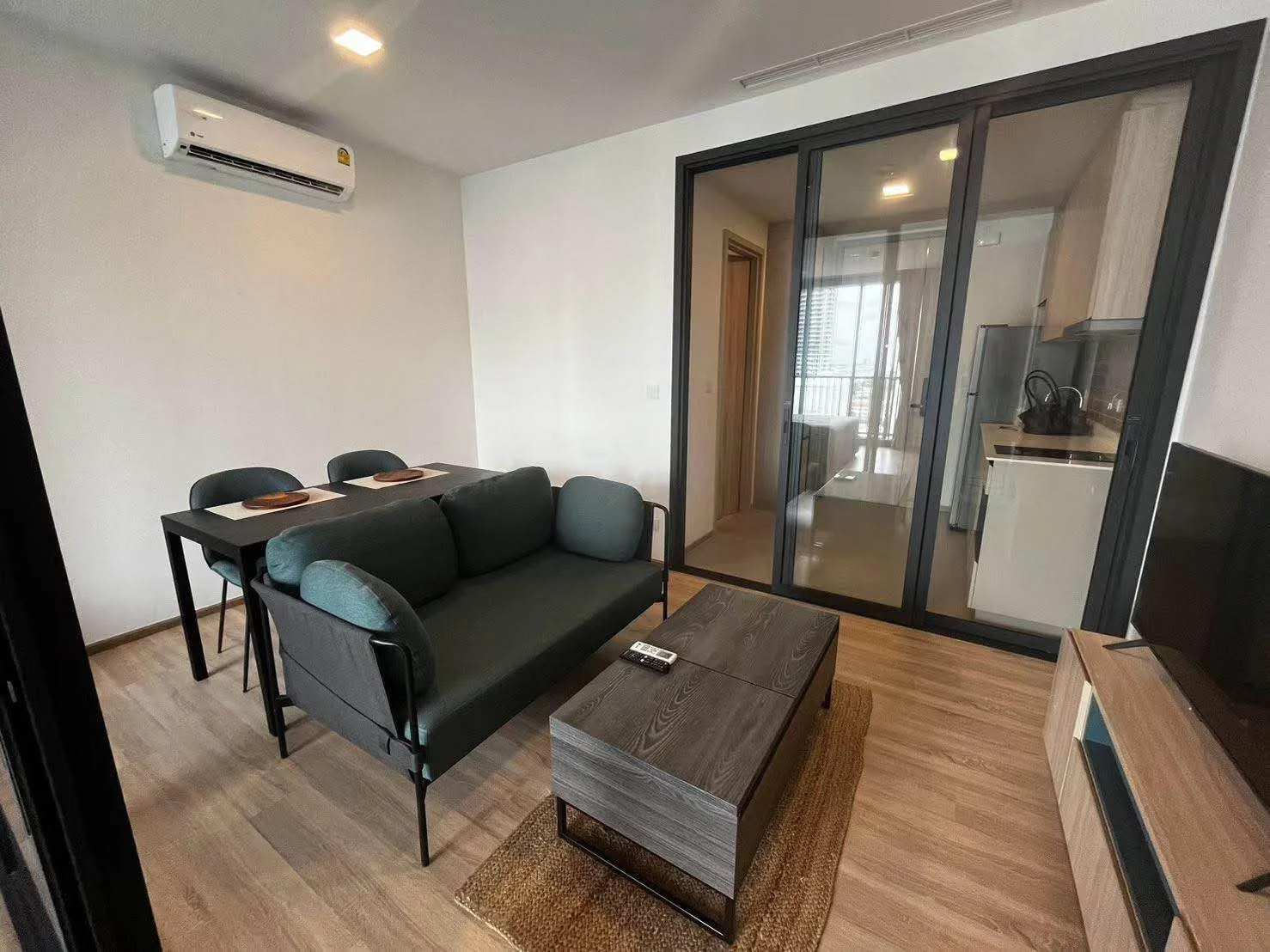 1 Bedroom condo in XT Phayathai