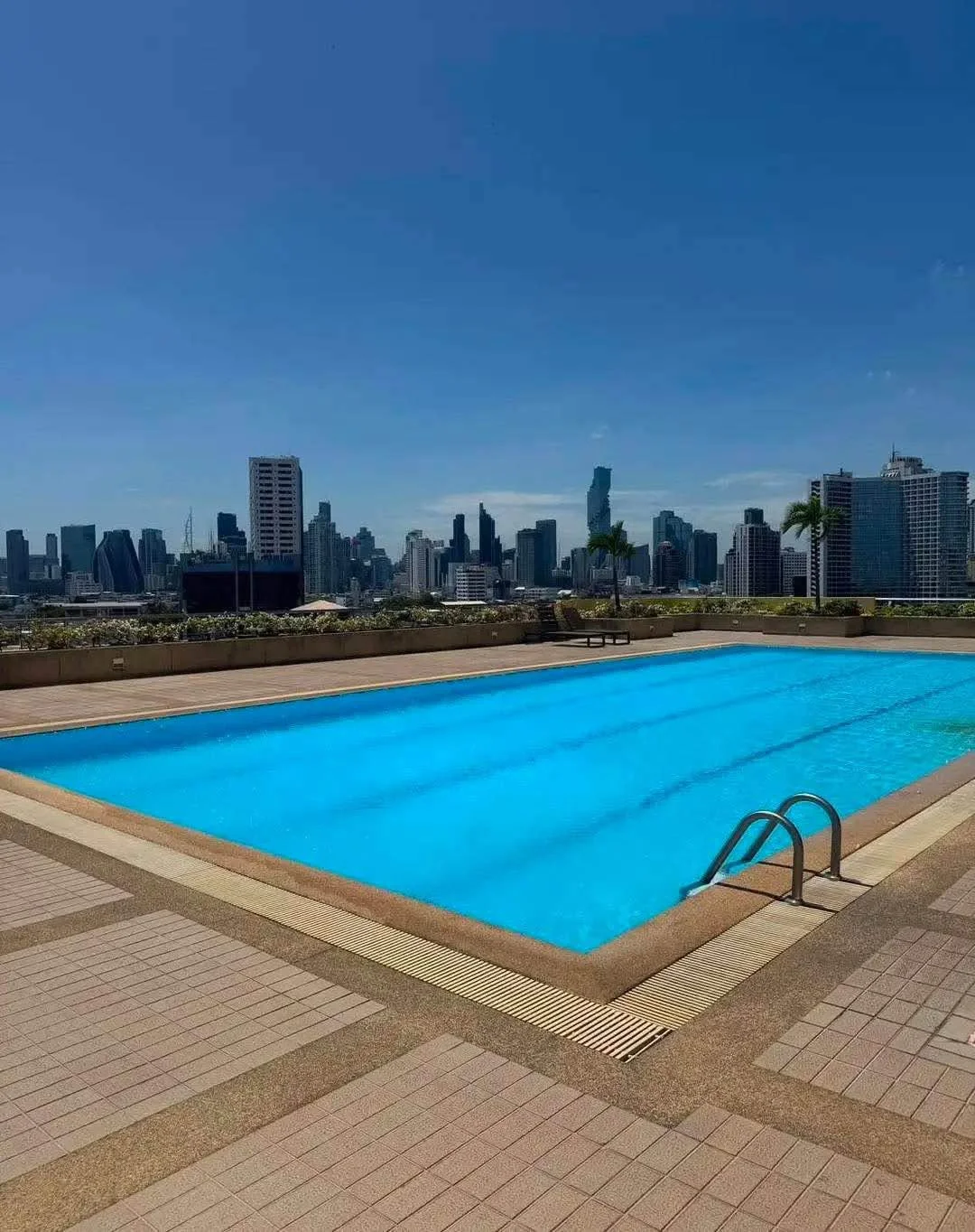 1 Bedroom condo in Baan Chao Praya