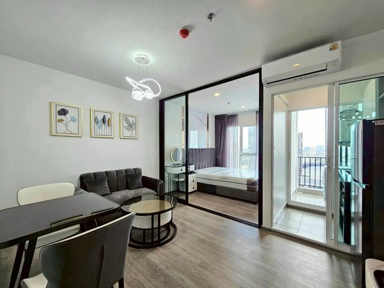 1 Bedroom condo in Regent Home Bangna